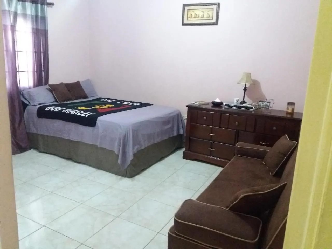شقة Kingston 10 Central Rest Spot جامايكا
